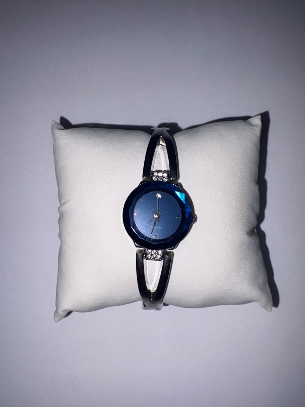 Diamond Supply Co. Silver Watch with Deep Blue Crystal Bezel